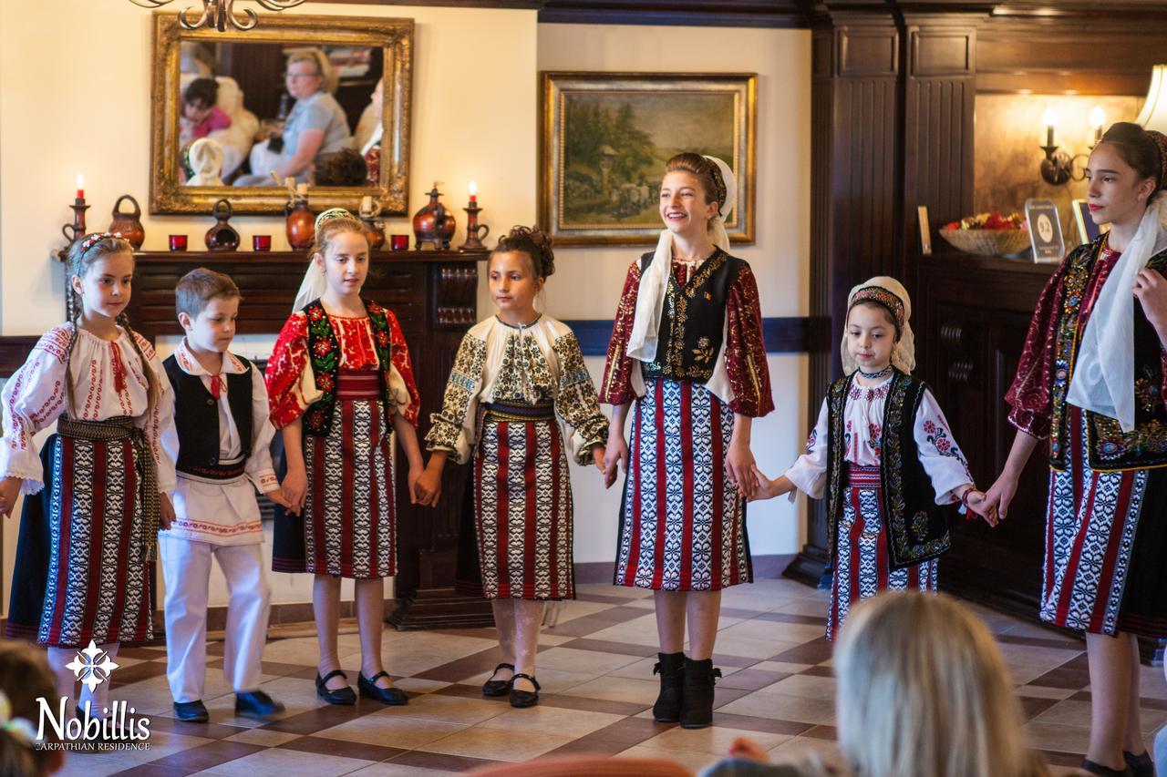 Nobillis - Carpathian Residence Peştera エクステリア 写真